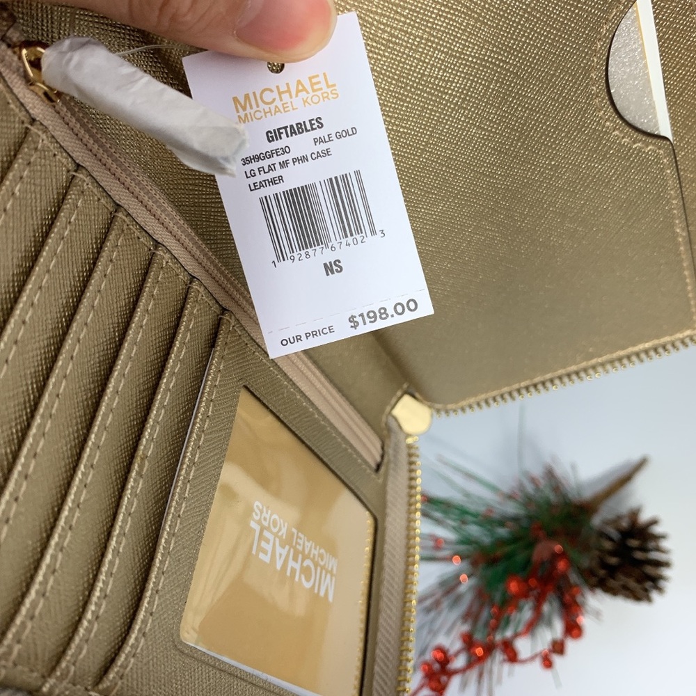 Michael Kors Giftables Glitter Large Phone Wallet - Picture 7 of 7